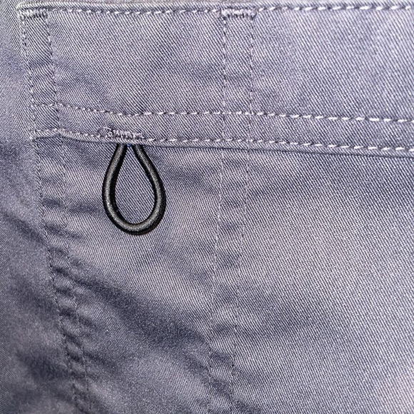 Black grey scrubs top for medical hair stylist etc size XL no brand side stretch - Picture 4 of 8